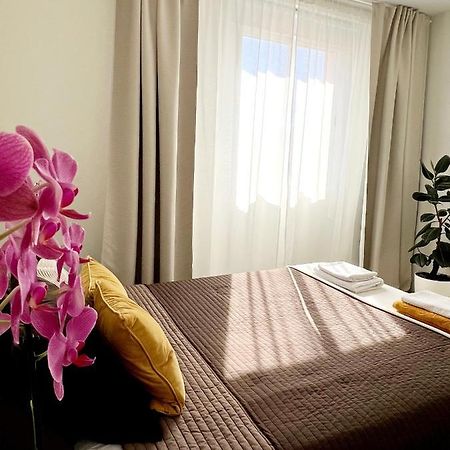Cozy Modren Apartment on Malvarrosa Beach Valencia Buitenkant foto