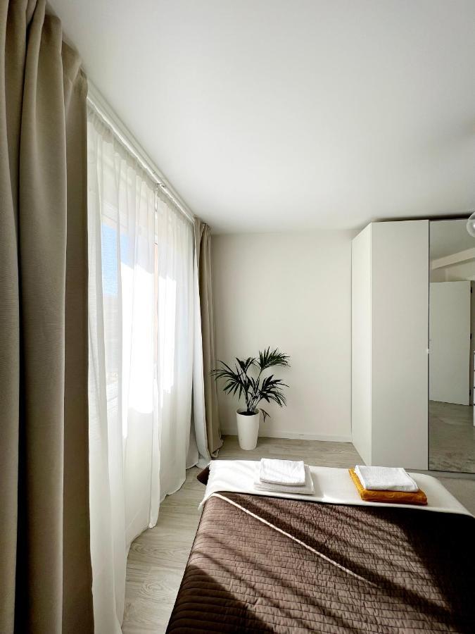Cozy Modren Apartment on Malvarrosa Beach Valencia Buitenkant foto